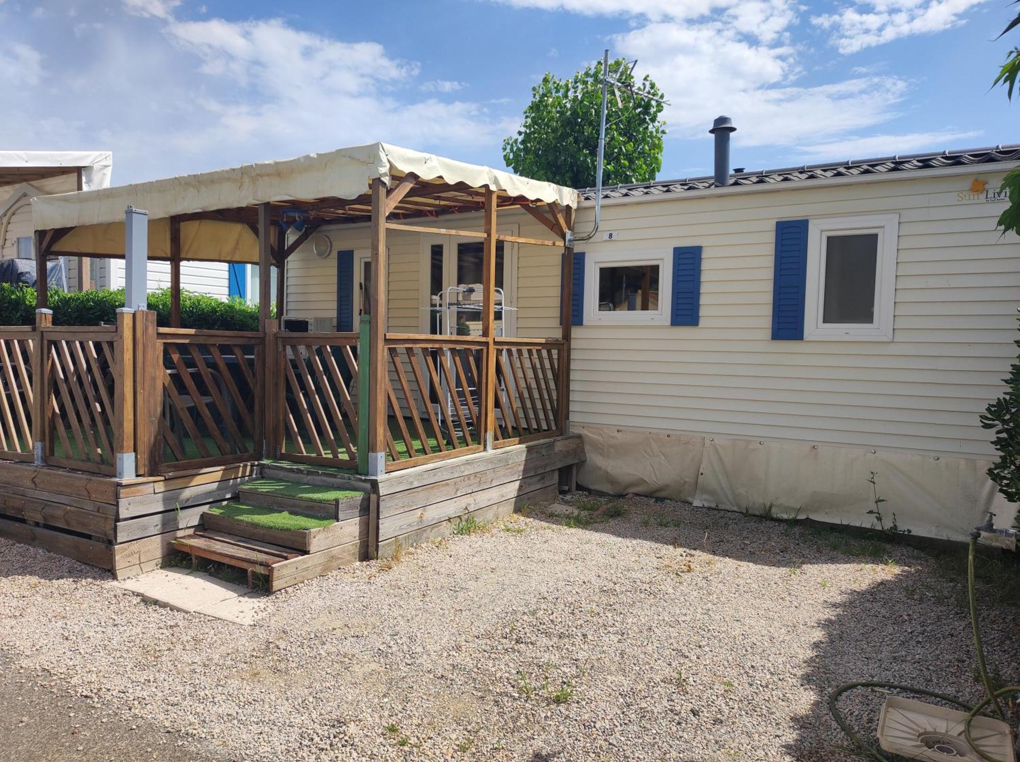 Vacances Familiales Dans Camping Avec Piscine Фрежюс Номер фото